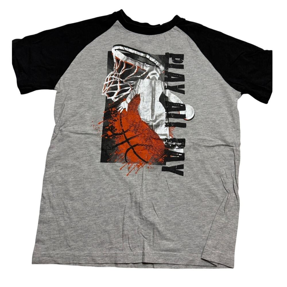 HIGHLAND gray black raglan-style t-shirt basketball size 14 for kids